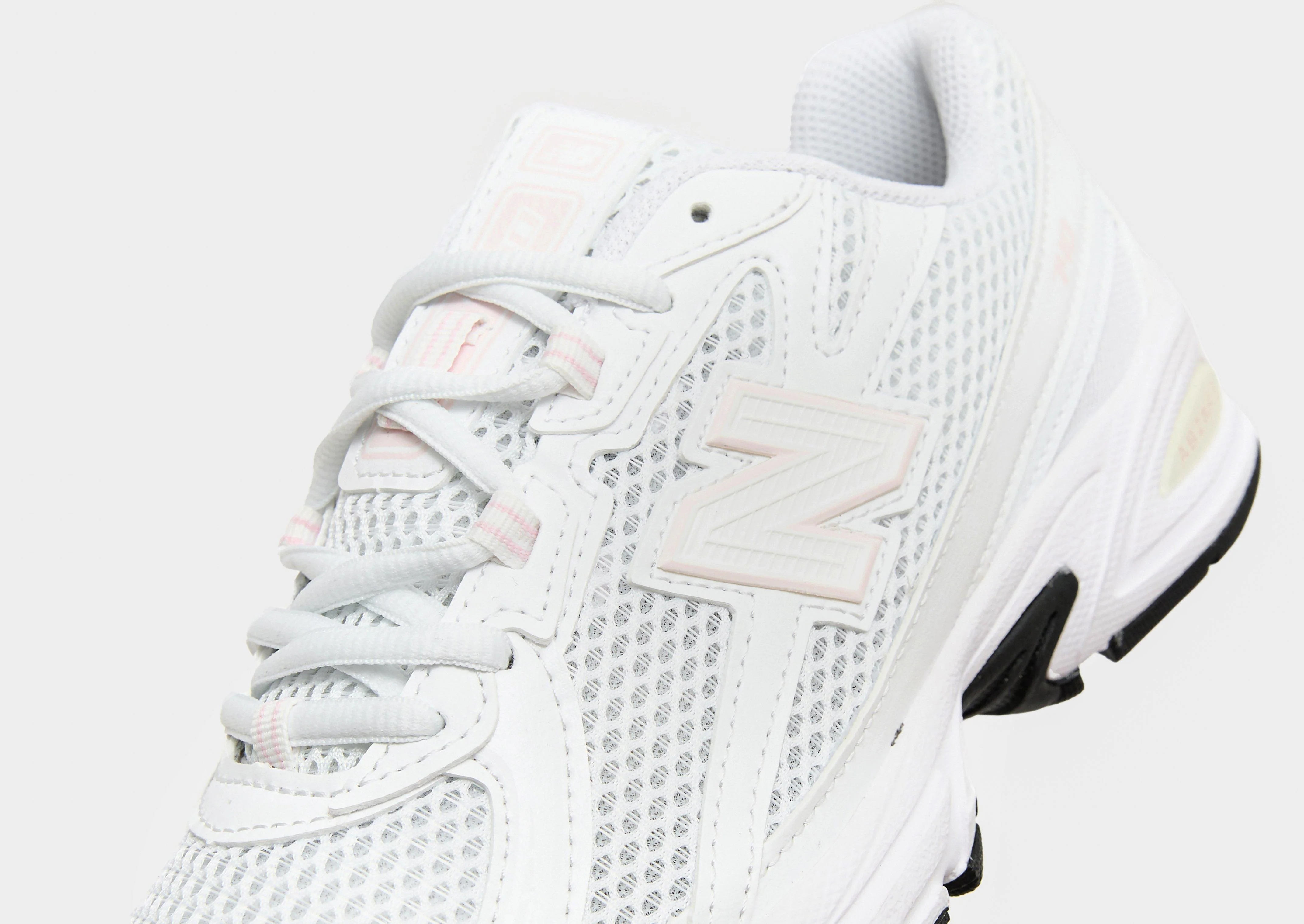 New Balance 740 Junior - Image 6