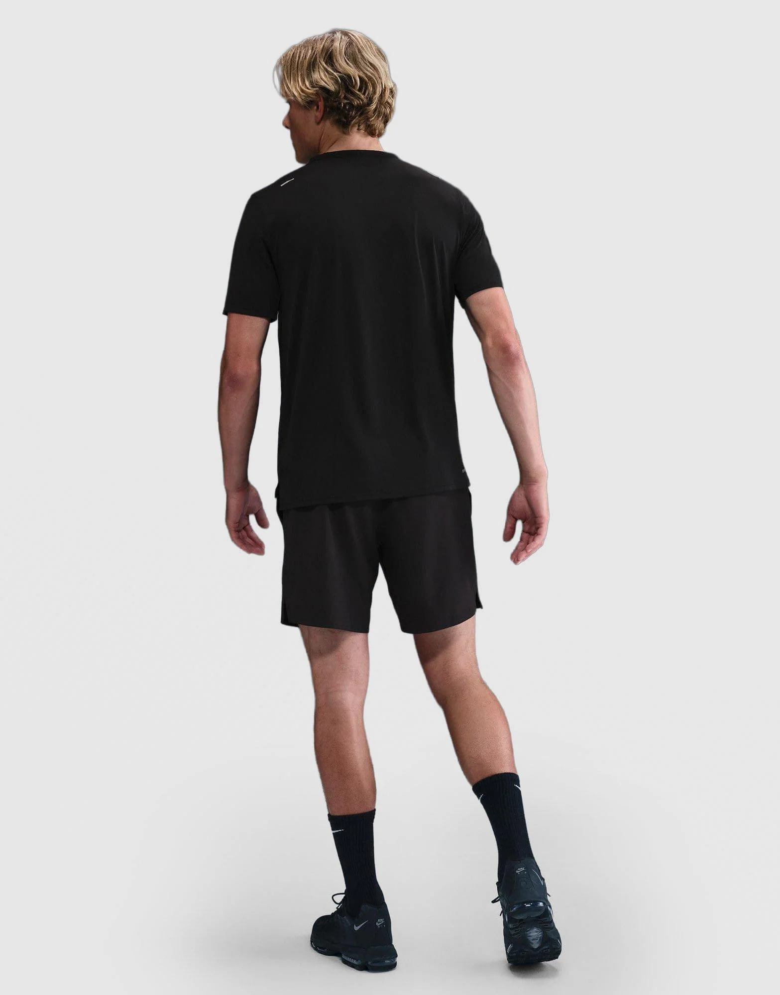 Nike Air Max Woven Shorts - Image 3