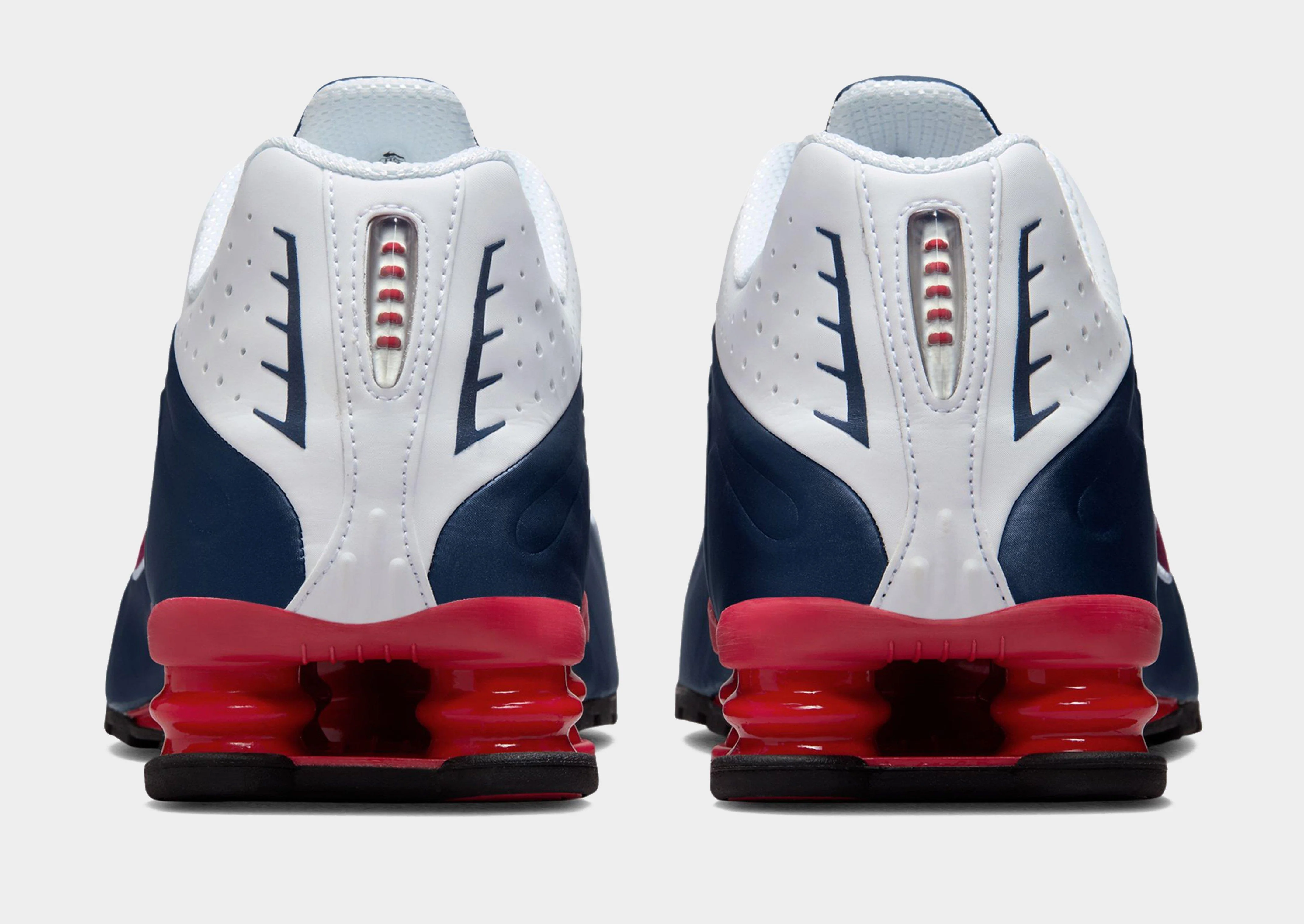 Nike Shox R4 - Image 4