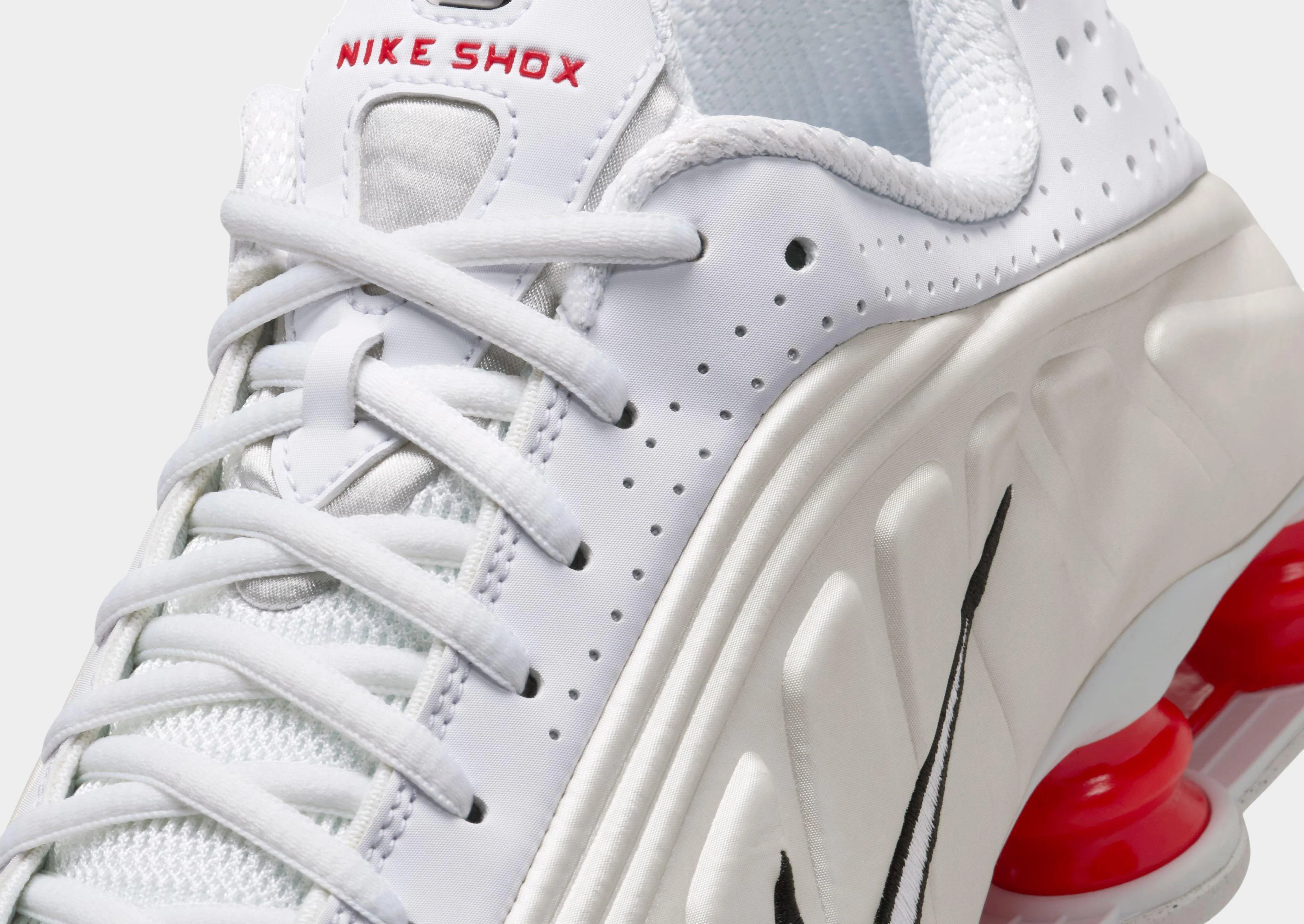 Nike Shox R4 Women's - Image 4